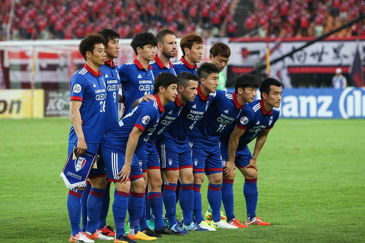 鹿岛鹿角阵容齐整,劲旅全力以赴世俱杯争冠 鹿岛鹿角阵容齐整,劲旅全力以赴世俱杯争冠