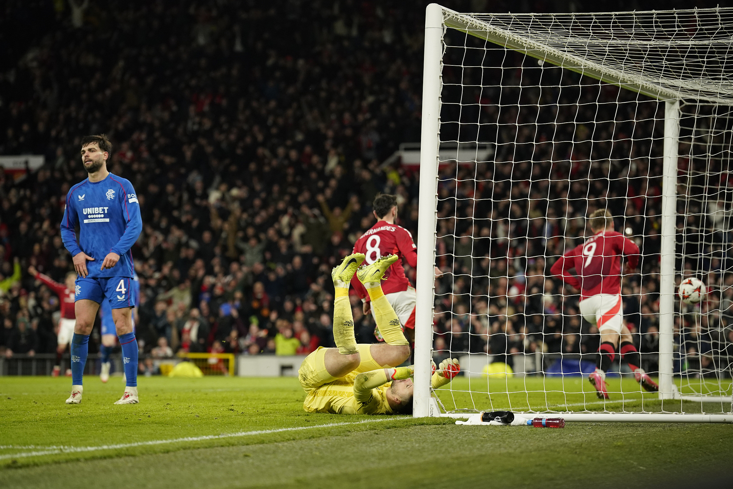 爱游戏app-包含西悉尼流浪者体能训练升级，备战曼联半决赛的词条