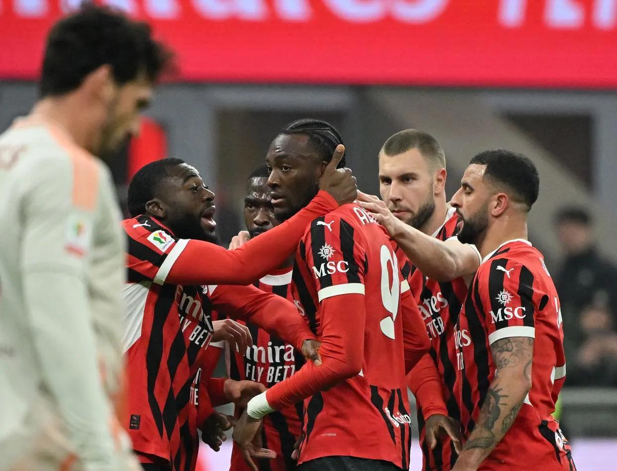 那不勒斯击败对手,继续追赶领头羊 那不勒斯击败对手,继续追赶领头羊