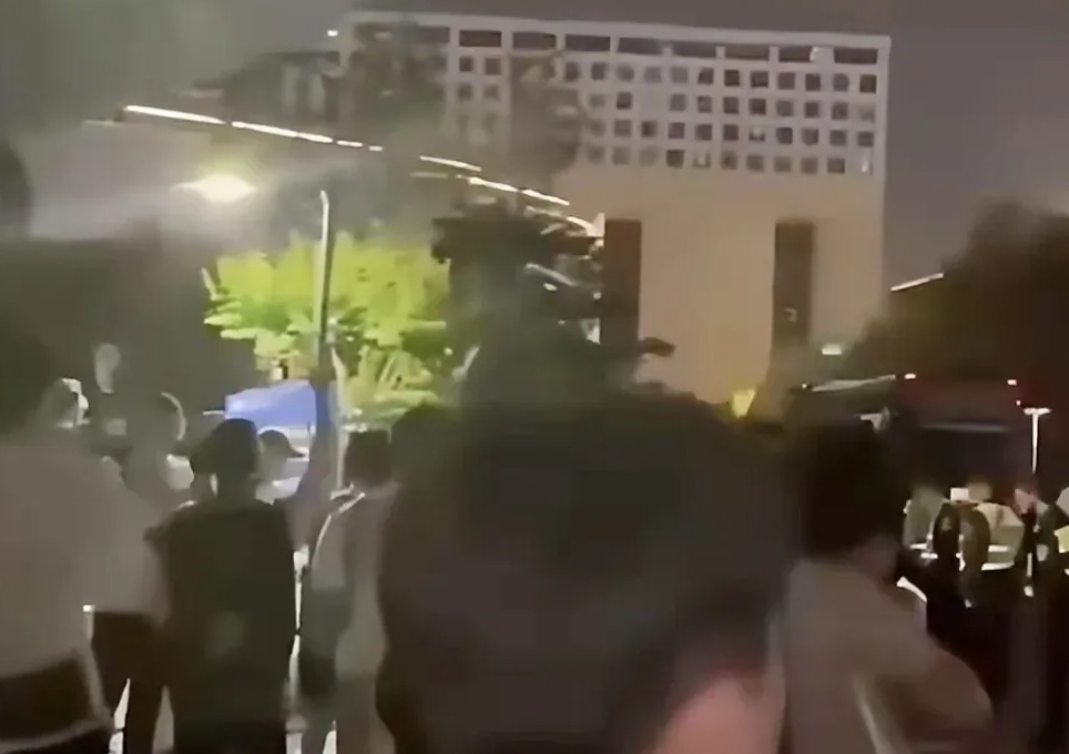 爱游戏网页版登录入口-主教练离场处理，球队战绩下滑的简单介绍