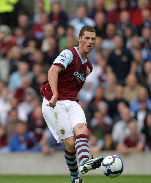 关于亚眠主场战胜南特,终结不胜纪录的信息 关于亚眠主场战胜南特,终结不胜纪录的信息