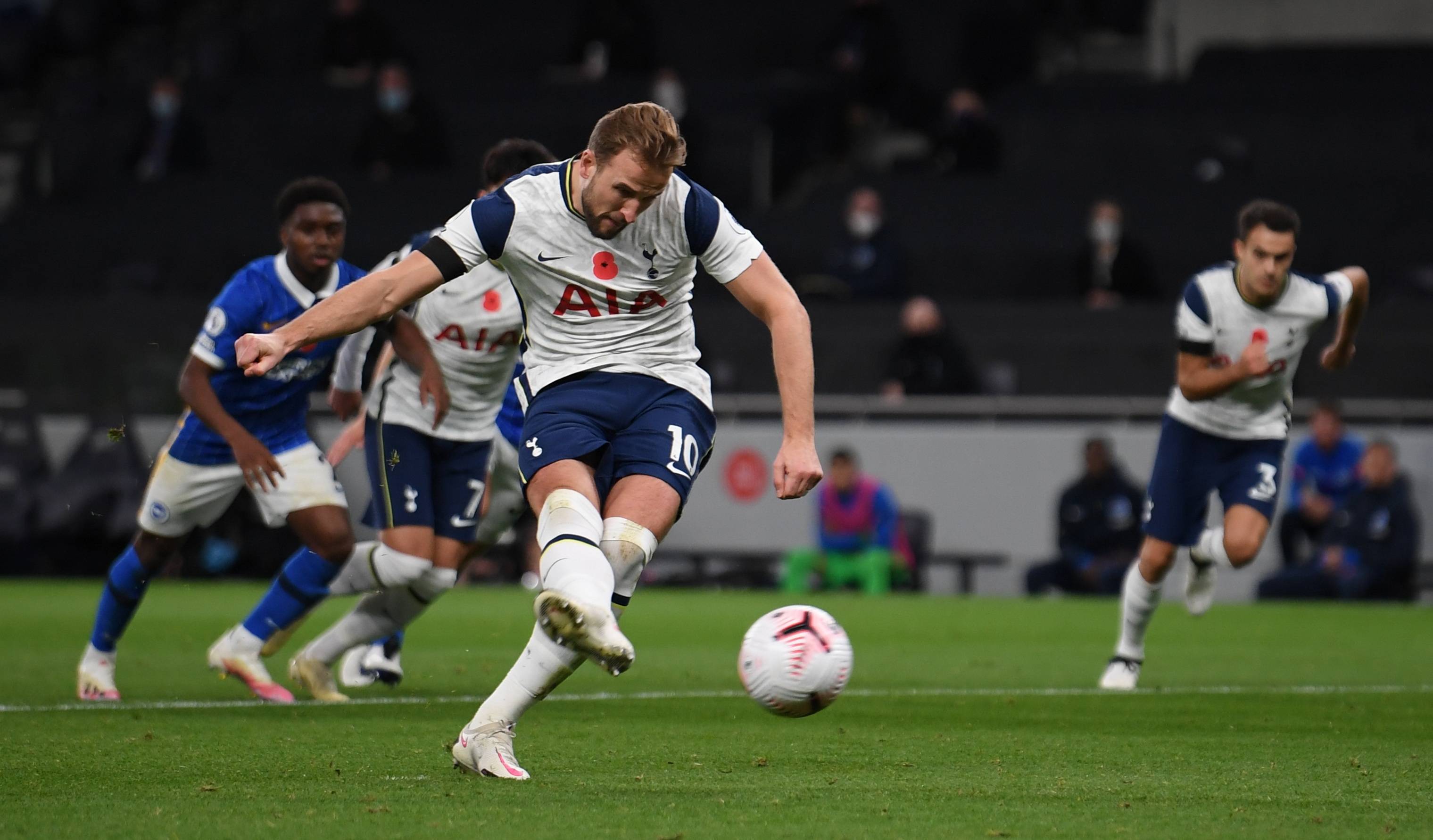 爱游戏官方登录入口-热刺遭遇利物浦绝平，近期状态低迷的简单介绍