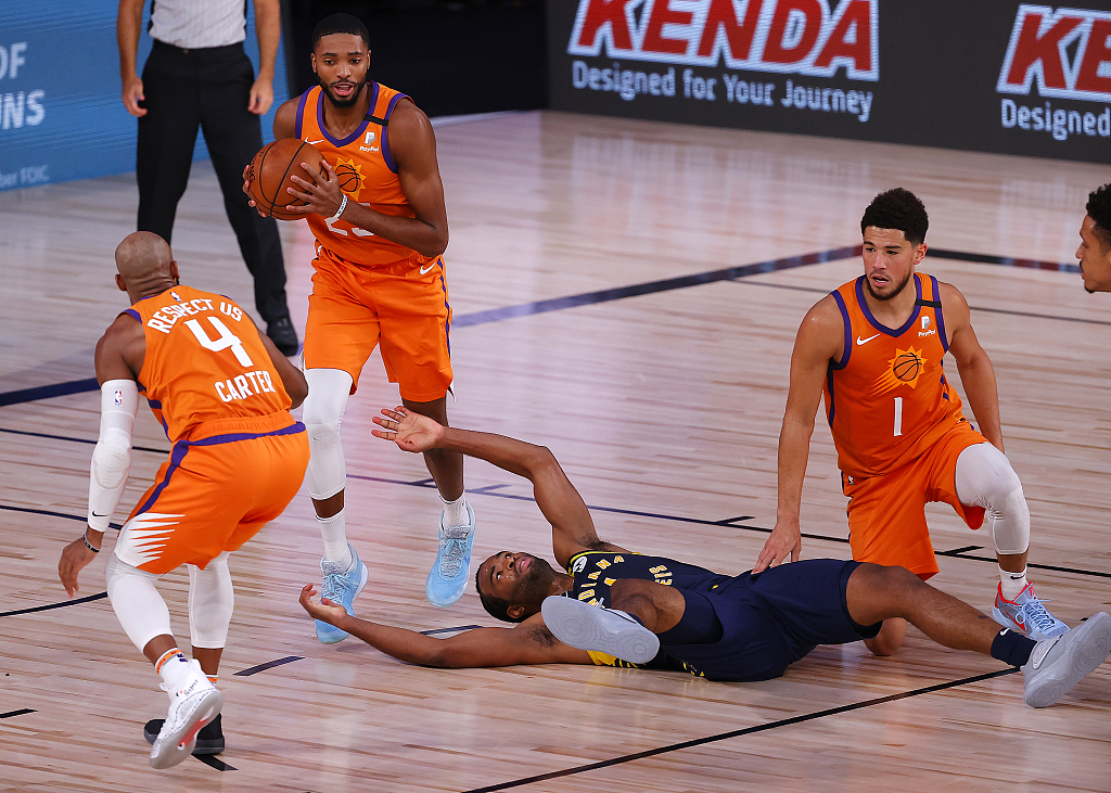 爱游戏官网入口-包含热火客场大胜雄鹿，锁定季后赛资格的词条