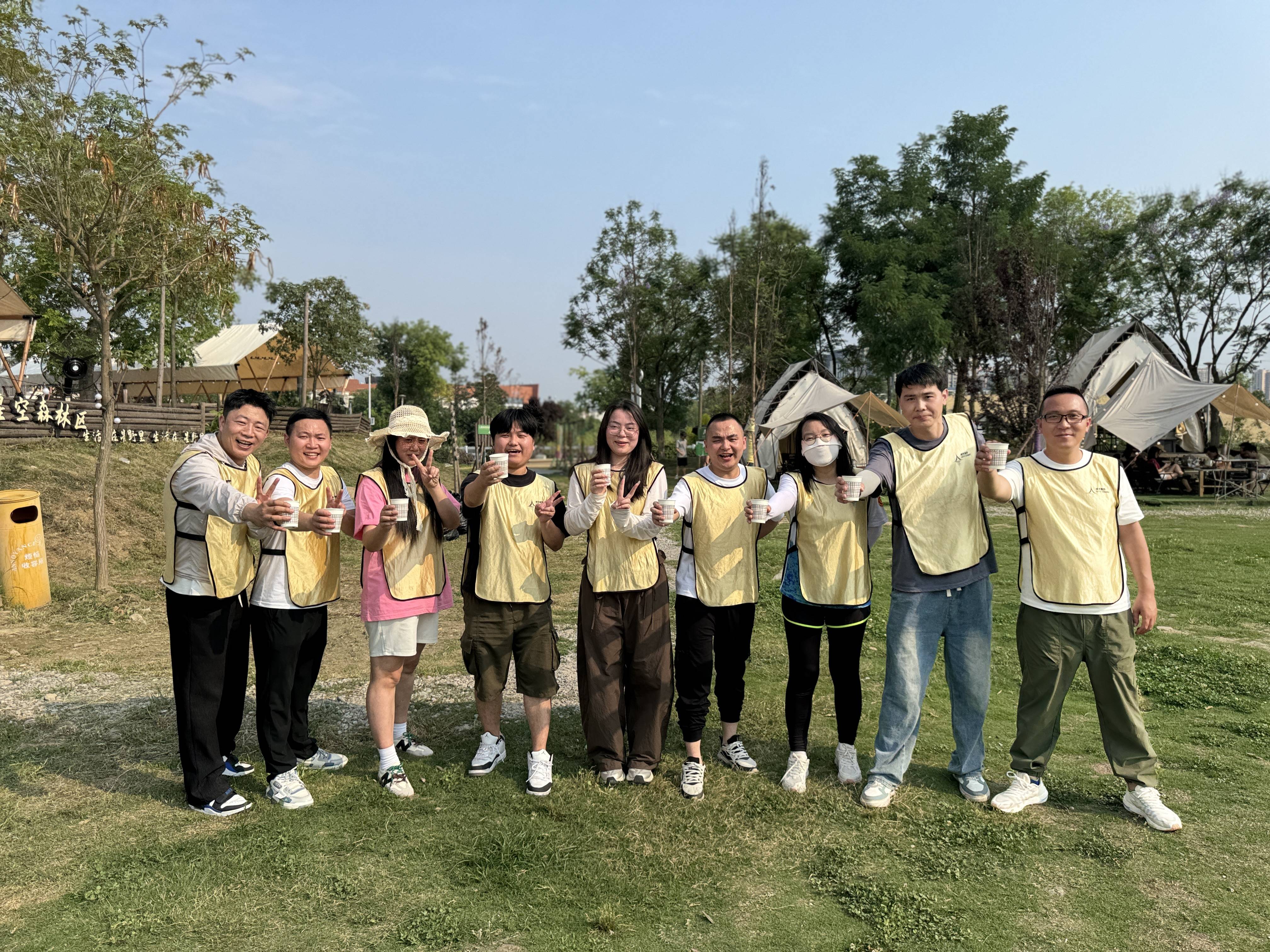 队伍以团队合作为胜利基石，取得连胜