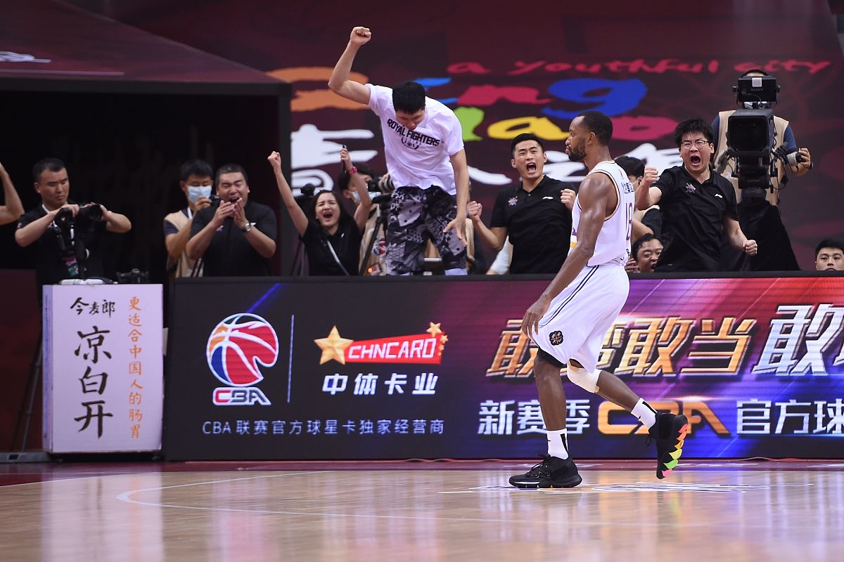 公牛队球员在季后赛中表现出色